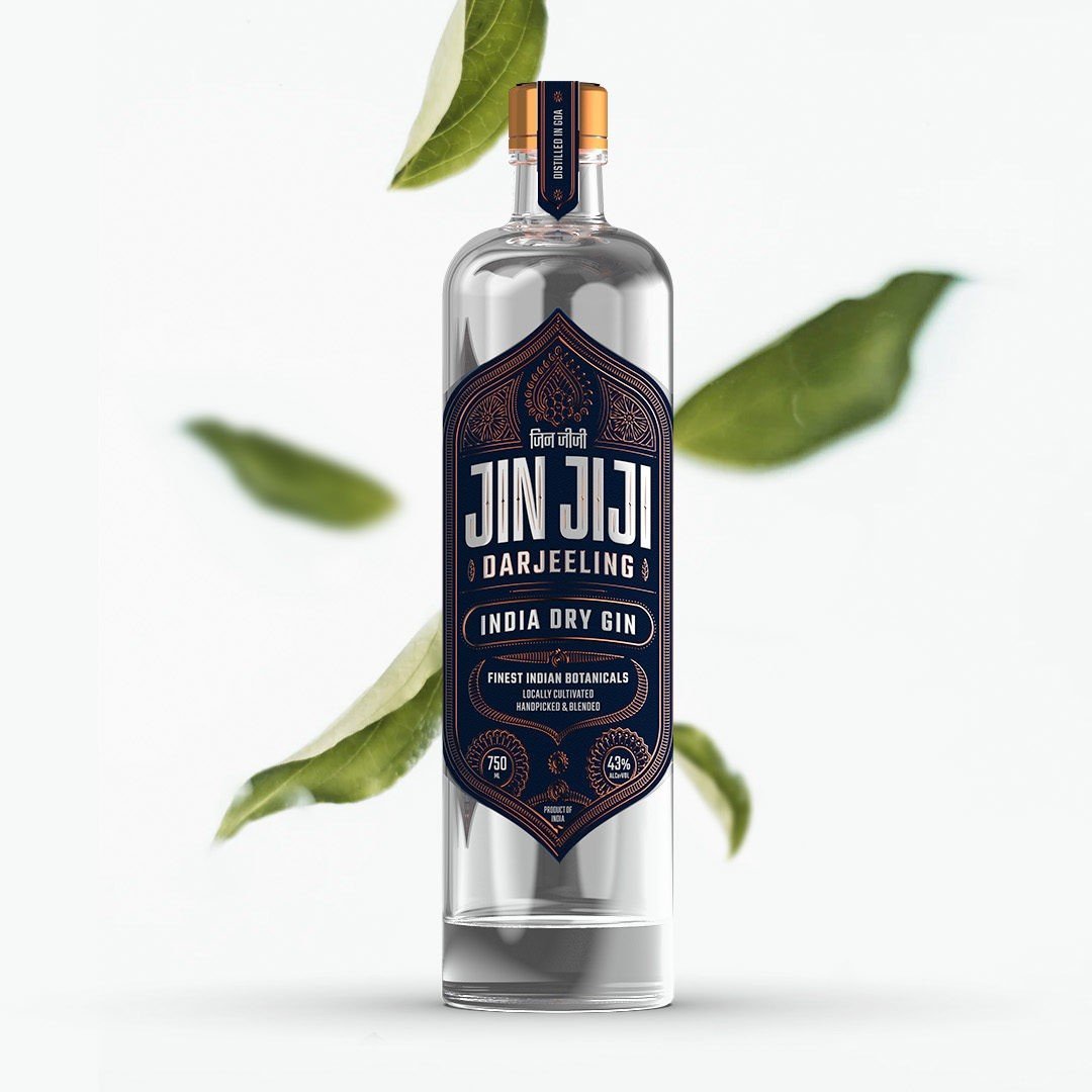 Jin Jiji India Dry Gin bottle with juniper leaves